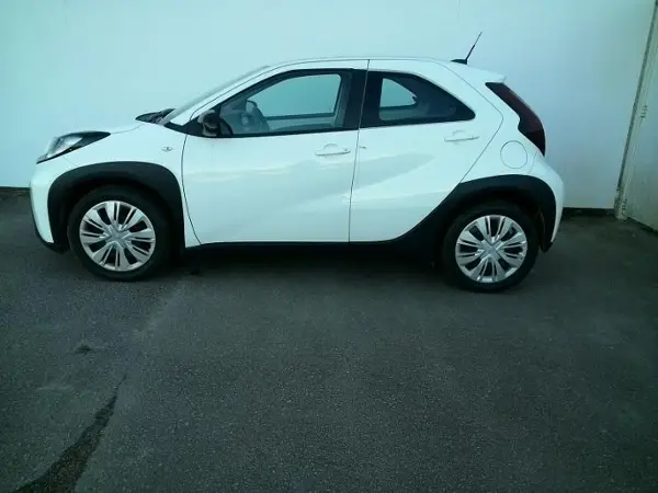 AYGO X AYGO X